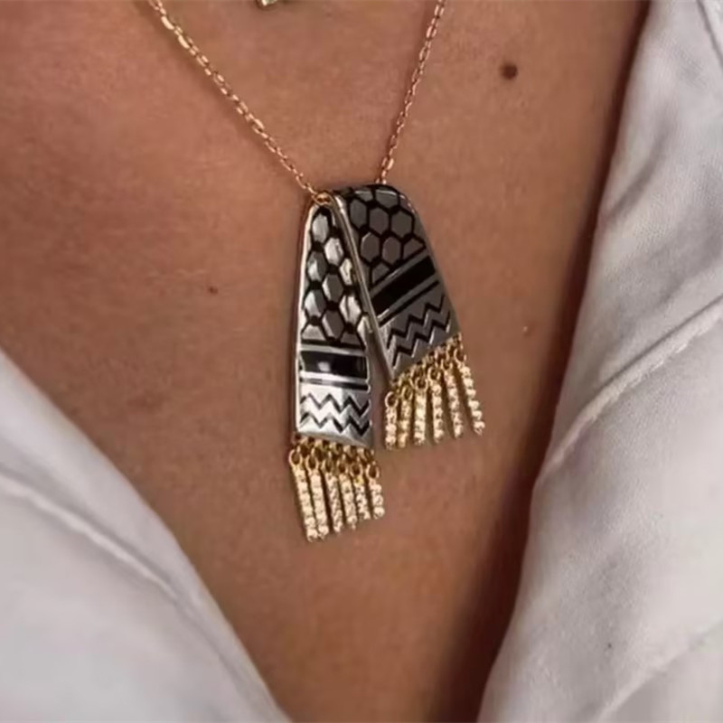 Stainless Steel Scarf Shape Zi - Women Fashion Qatar review and price